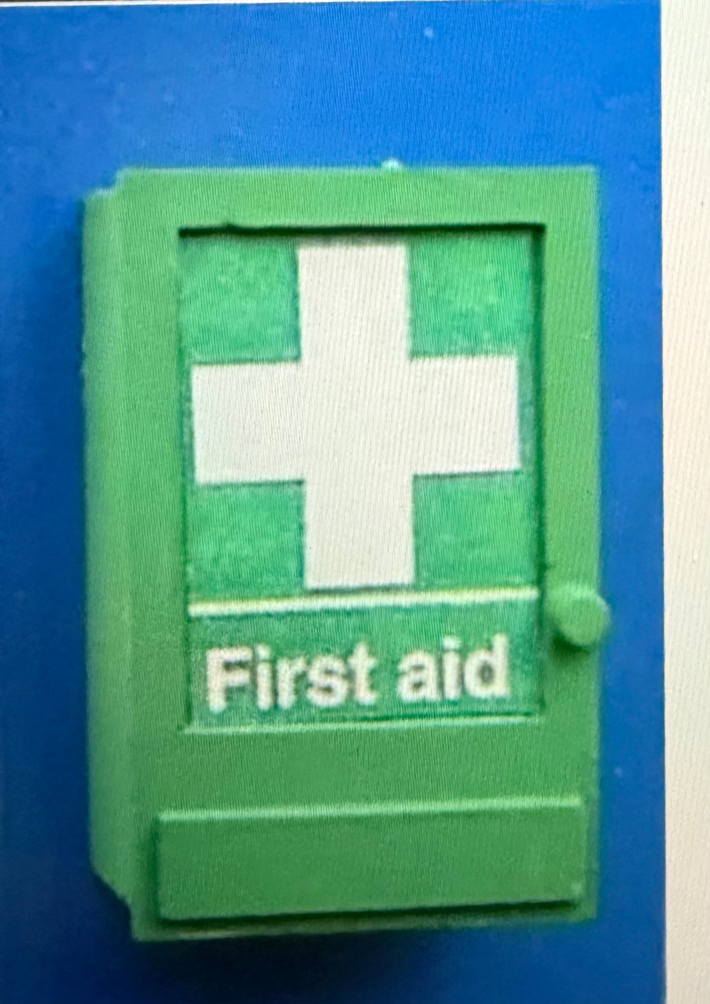 M202 1:12th scale  First Aid Box