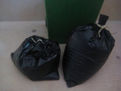 M187 1:24th scale  Rubbish Sacks